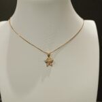 Collana con farfalla